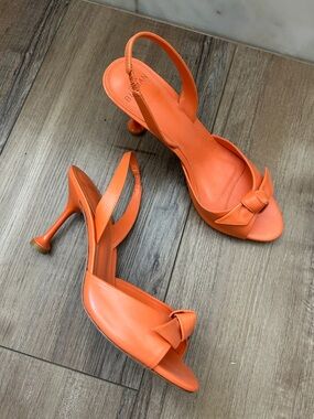 Alexandre Birman Clarita Orange bow Slingback Heels - Women's 39 8.5 worn once